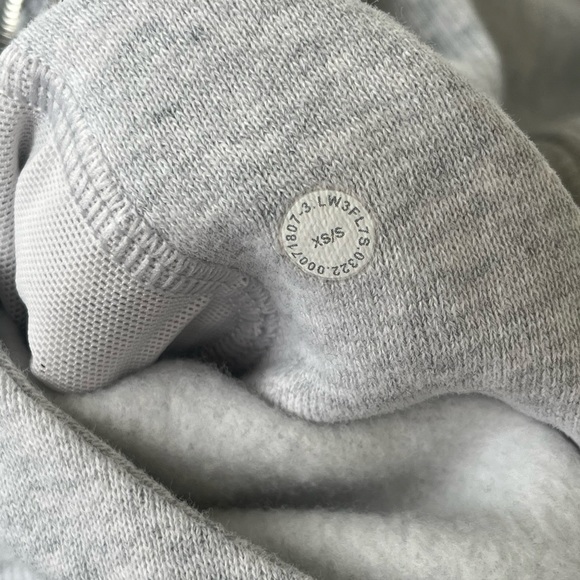 SOLD 💔LULULEMON Scuba Oversized Funnel Neck Half Zip XS/S Heathered Light Grey - Picture 11 of 13